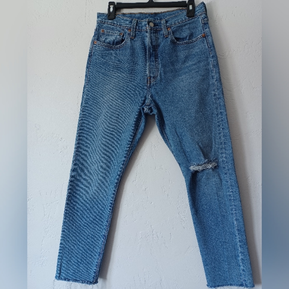 Levi's Classic 501 Buttonfly Skinny Jeans